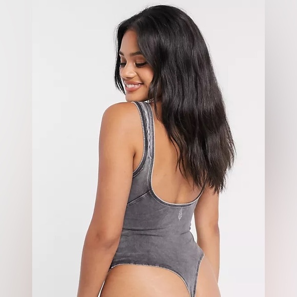 FP Movement Hot Shot scoop neck Bodysuit Tahitian Vanilla XS like new! - Picture 11 of 16